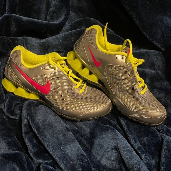 Nike Reax Gray Sneakers with Yellow and Pink Accents - Picture 1 of 9